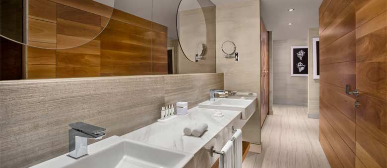 Penthouse Suite With Side Sea View