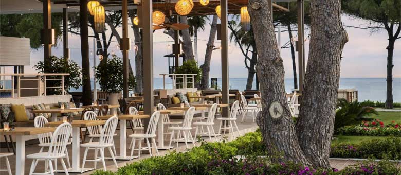 Maison Plage Bistro & Lounge