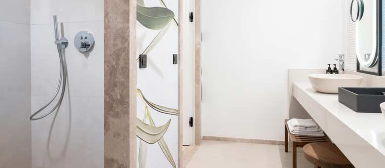 Deluxe Sea View Room