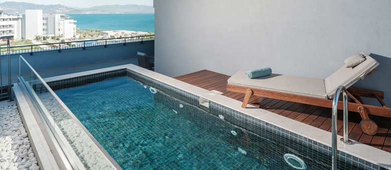 Penthouse With Private Pool Sea View