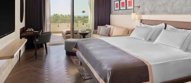 Deluxe Room Direct Sea View