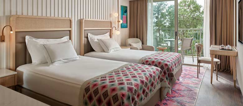 Deluxe Family Suite
