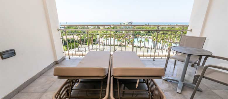 Deluxe Room Direct Sea View