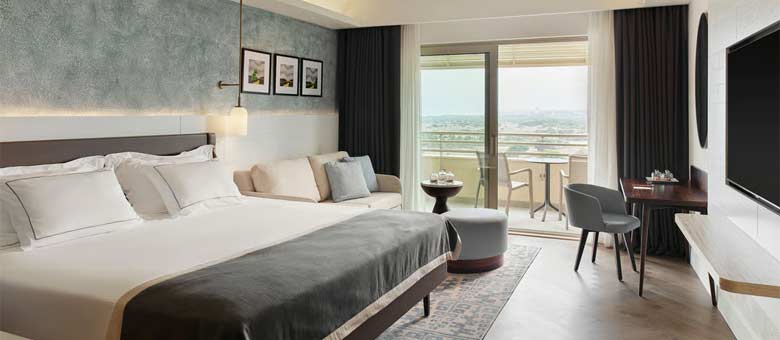 Deluxe Room Side Sea View & Pool View