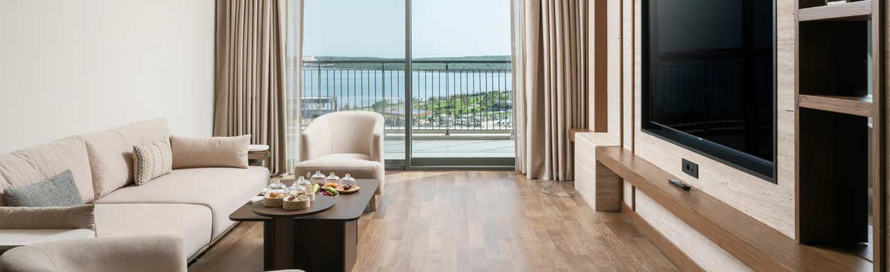 Presidential Suite With Two Bedrooms & Private Swimming Pool Sea View