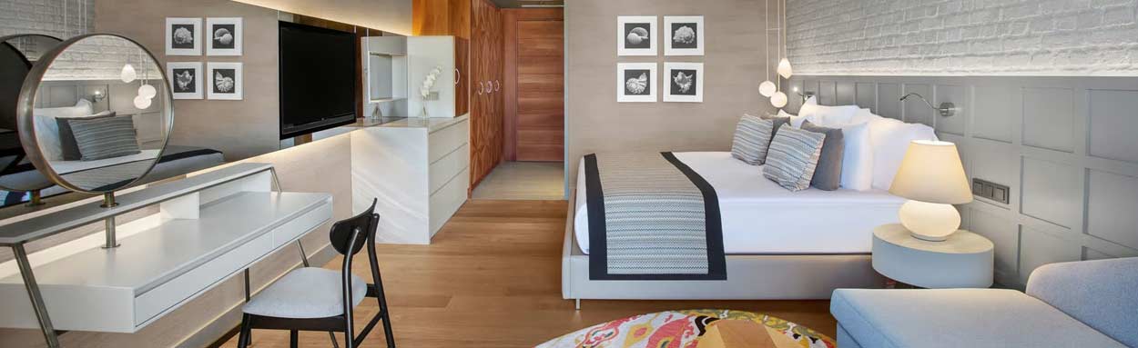 Superior Side Sea View Room